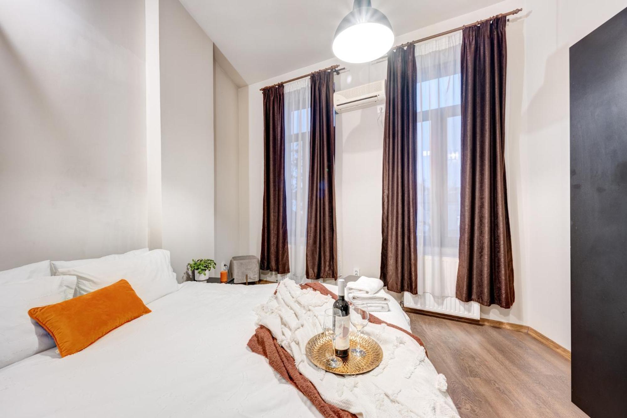 Holiday Apartments Bukareszt Zewnętrze zdjęcie